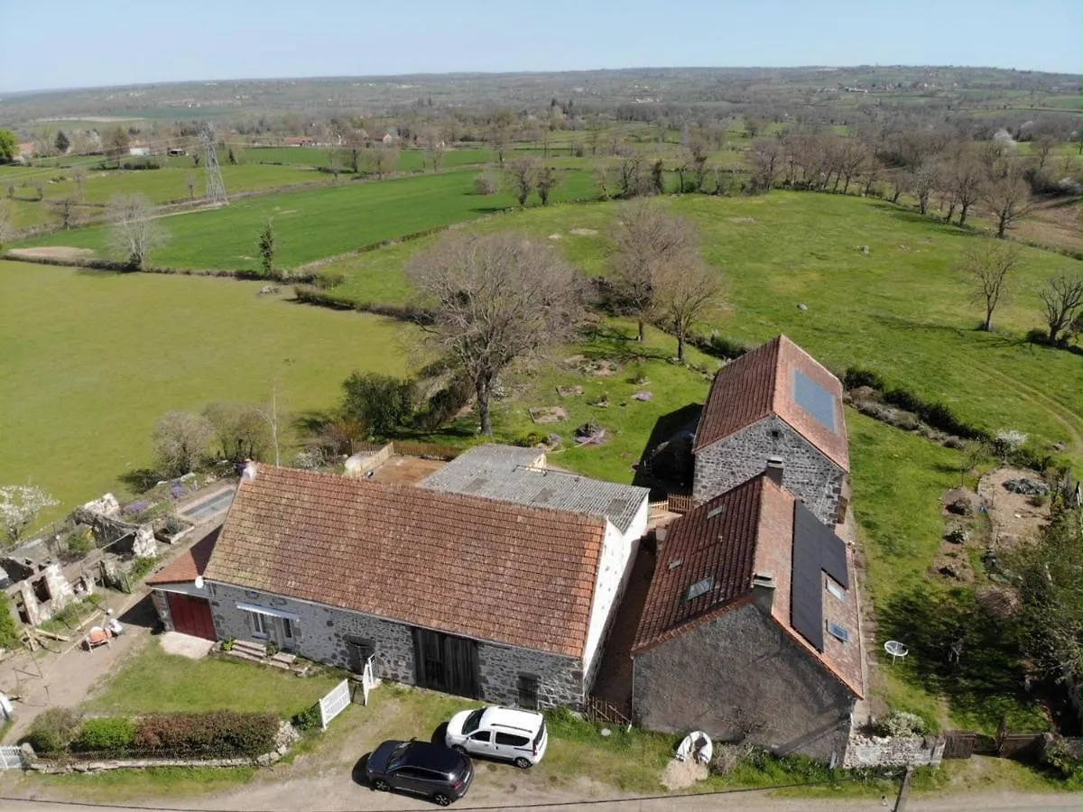 Gite Chaleureux Avec Jardin, Cheminee, Velos Et Equipements Eco-Responsables A Louroux-De-Beaune - Fr-1-489-349 0*,  France