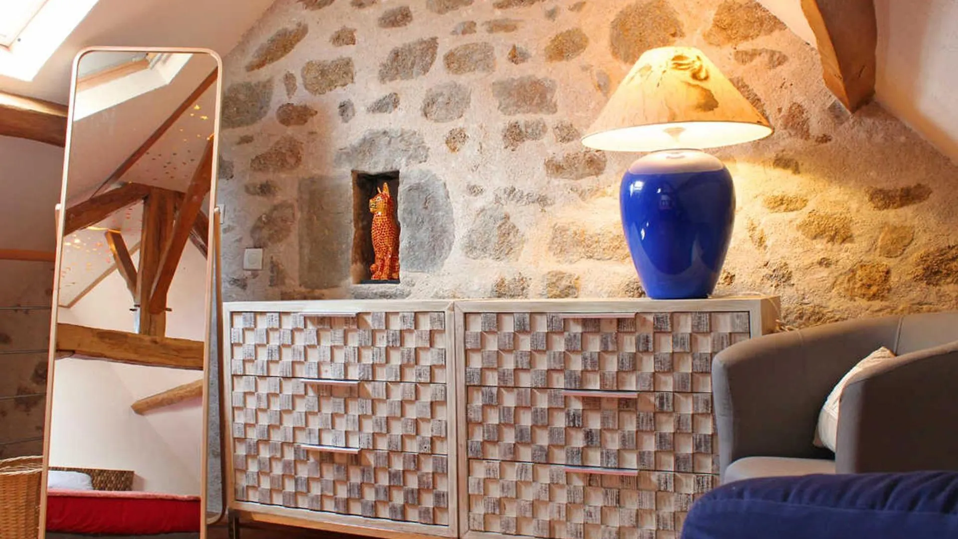 Gite Chaleureux Avec Jardin, Cheminee, Velos Et Equipements Eco-Responsables A Louroux-De-Beaune - Fr-1-489-349 0*,